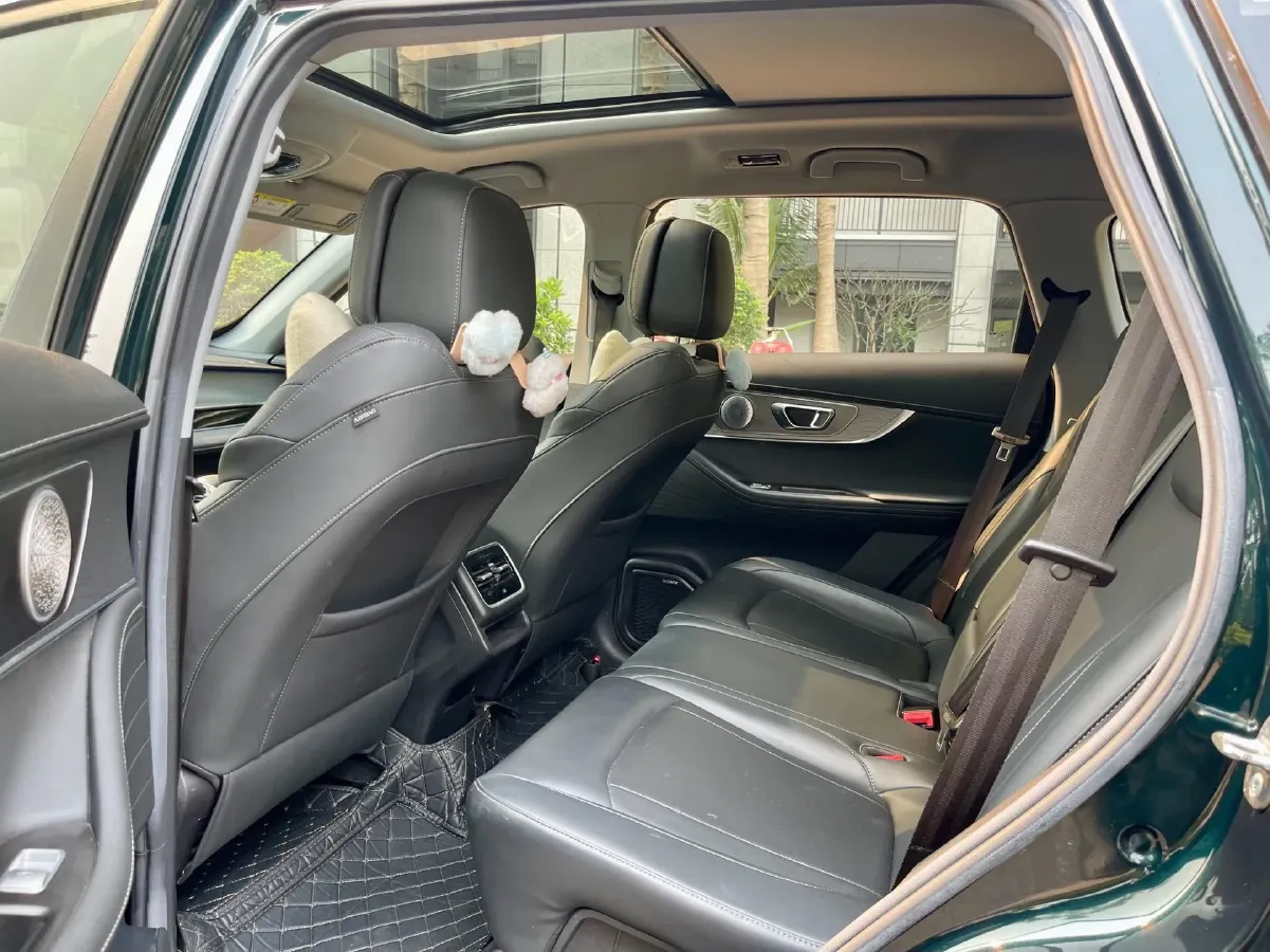 2022 Chery Tiggo 8 PRO 1.6T 197HP L4 7DCT,autocango,china used car exporter,china ev exporter,chinese used car exporter,chinese used ev exporter