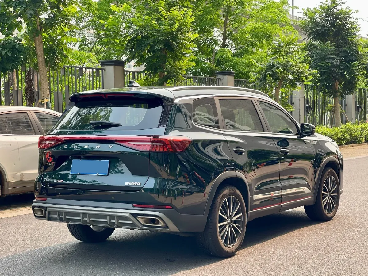 2022 Chery Tiggo 8 PRO 1.6T 197HP L4 7DCT,autocango,china used car exporter,china ev exporter,chinese used car exporter,chinese used ev exporter