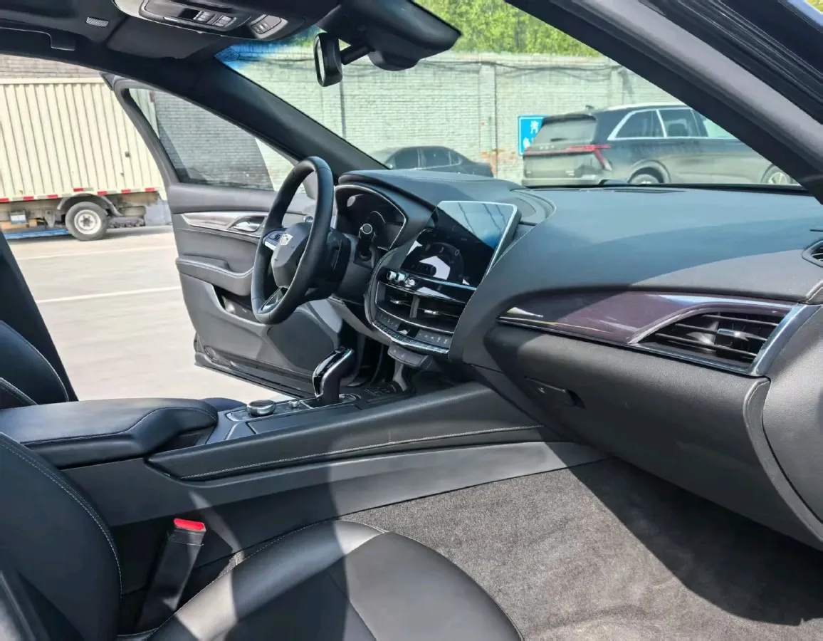 2020 Cadillac CT5 2.0T 237HP L4 10AT,autocango,china used car exporter,china ev exporter,chinese used car exporter,chinese used ev exporter