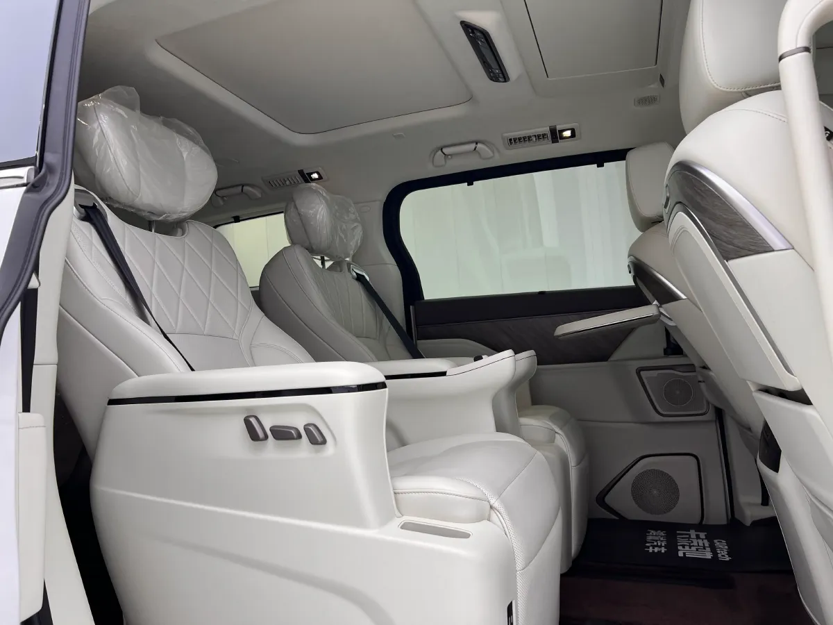 2025 WEY HighMountain 1.5T 170HP L4 4DHT PHEV,autocango,china used car exporter,china ev exporter,chinese used car exporter,chinese used ev exporter