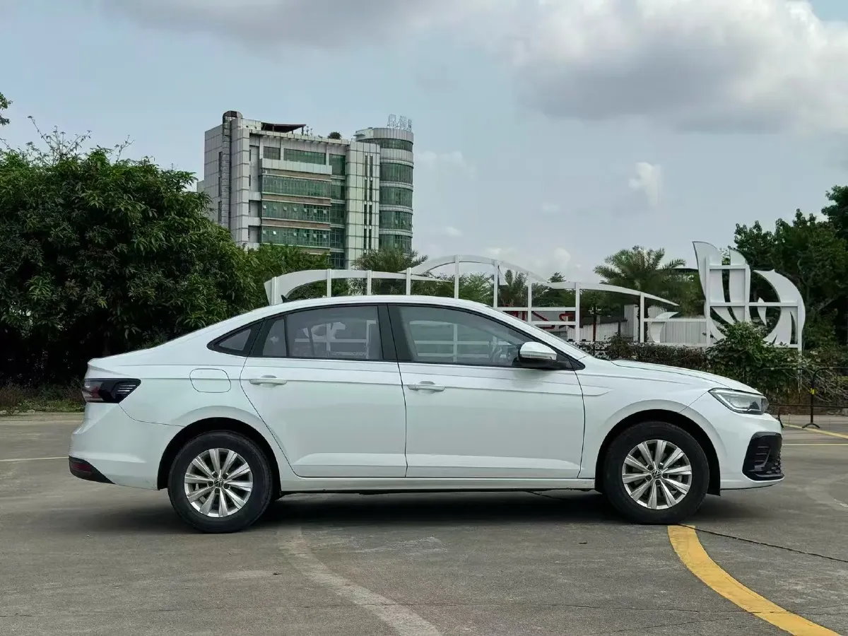 2023 Volkswagen Lavida 1.5L 110HP L4 6AT,autocango,china used car exporter,china ev exporter,chinese used car exporter,chinese used ev exporter