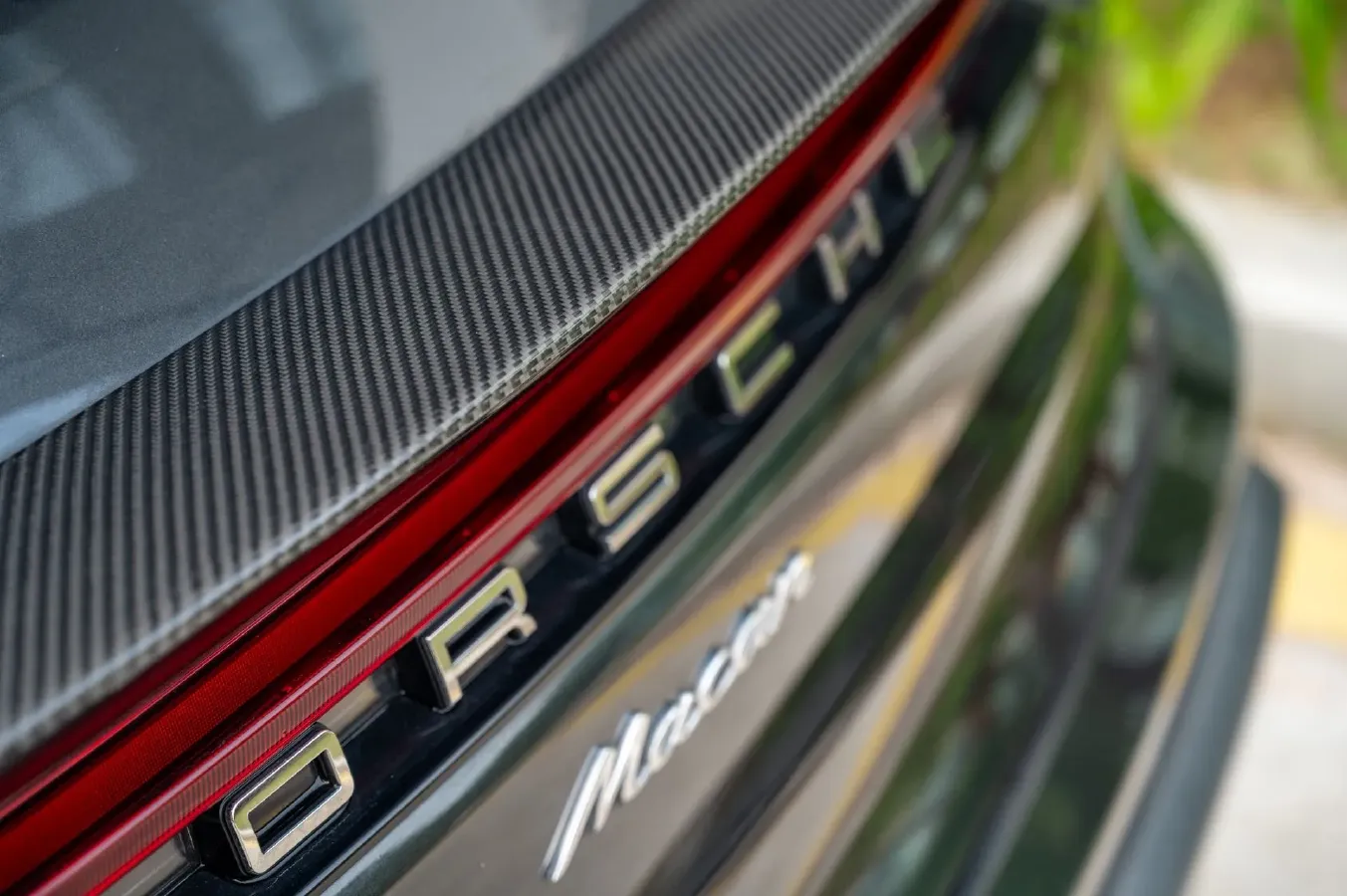 2023 Porsche Macan 2.0T 265HP L4 7DCT,autocango,china used car exporter,china ev exporter,chinese used car exporter,chinese used ev exporter