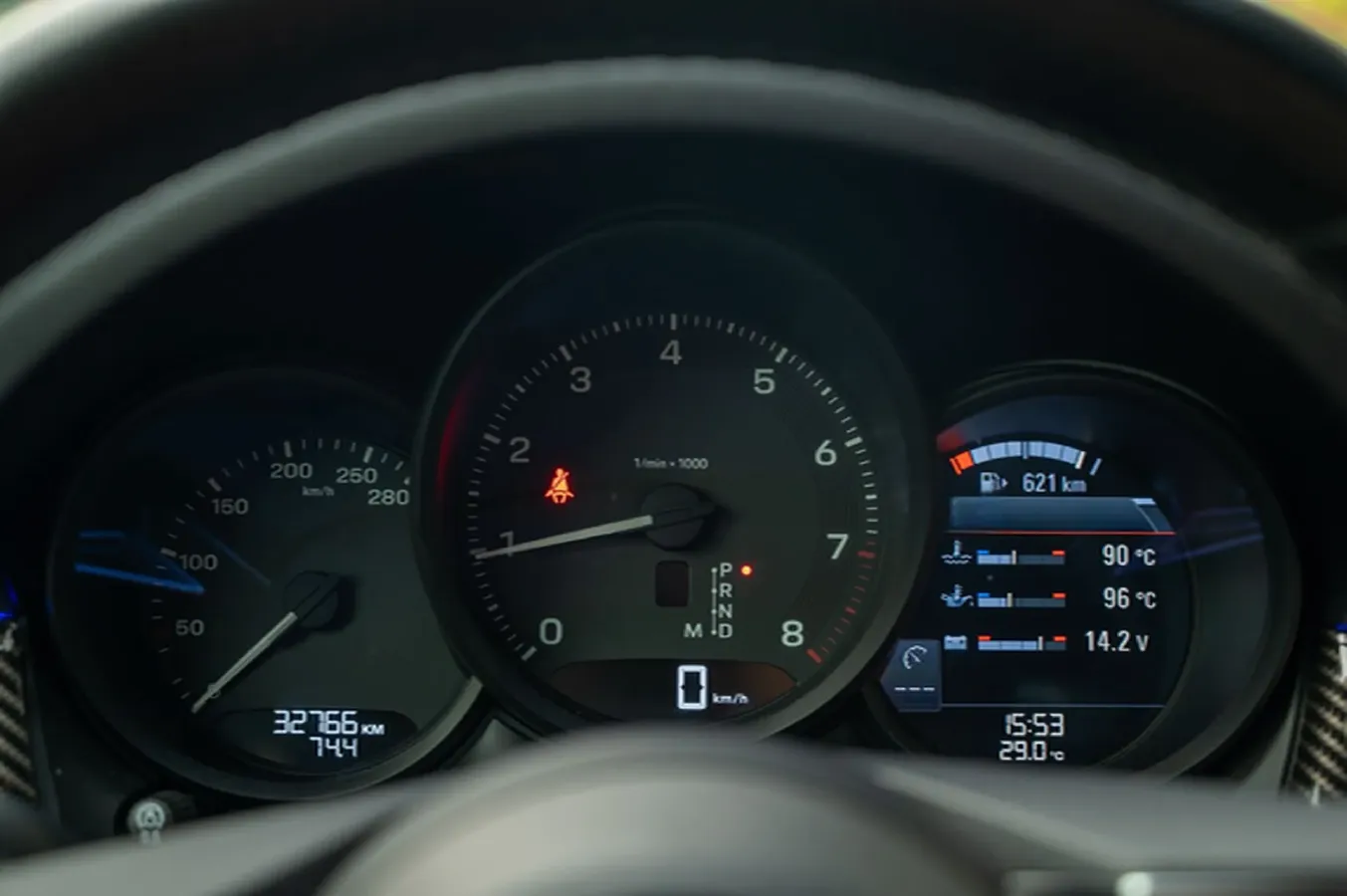 2023 Porsche Macan 2.0T 265HP L4 7DCT,autocango,china used car exporter,china ev exporter,chinese used car exporter,chinese used ev exporter