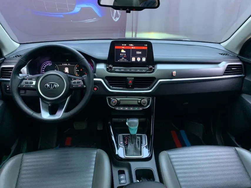 2018 Kia Sportage R 2.0L 160HP L4 6AT,autocango,china used car exporter,china ev exporter,chinese used car exporter,chinese used ev exporter