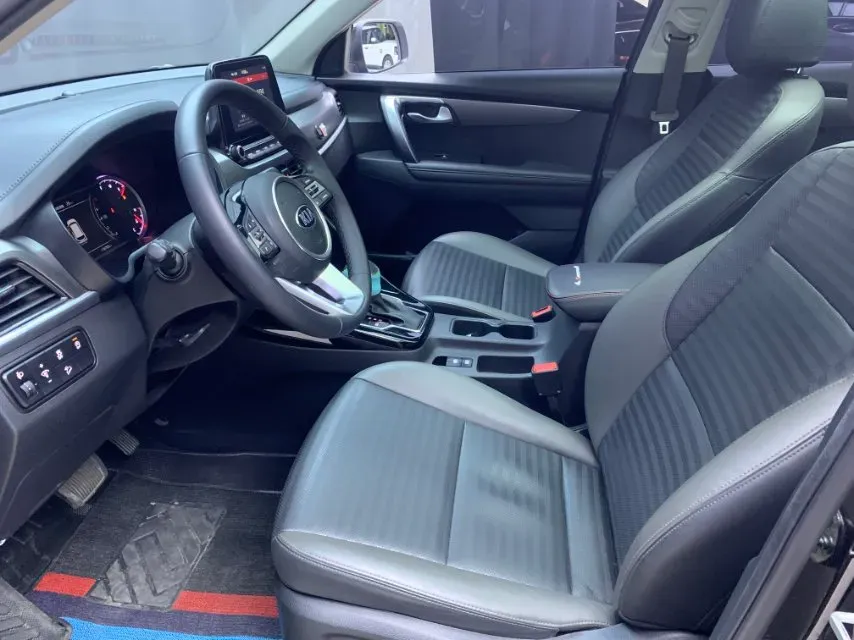 2018 Kia Sportage R 2.0L 160HP L4 6AT,autocango,china used car exporter,china ev exporter,chinese used car exporter,chinese used ev exporter