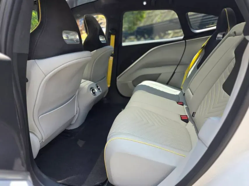 2023 Avatr 11 BEV 90KWH,autocango,china used car exporter,china ev exporter,chinese used car exporter,chinese used ev exporter