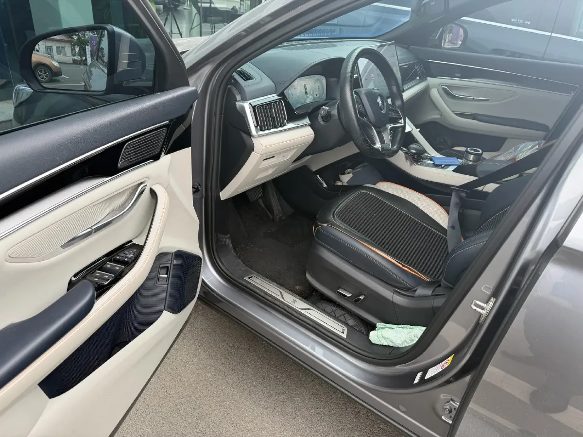2022 Hyundai Tucson 2.0L 150HP L4 6AT Hybrid,autocango,china used car exporter,china ev exporter,chinese used car exporter,chinese used ev exporter