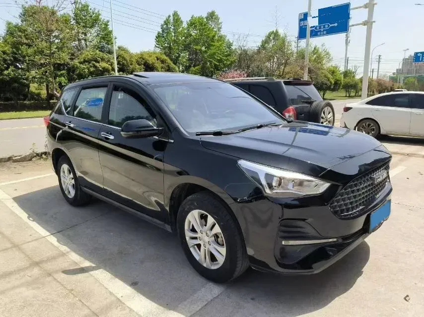 2019 Haval M6 1.5T 150HP L4 7DCT,autocango,china used car exporter,china ev exporter,chinese used car exporter,chinese used ev exporter
