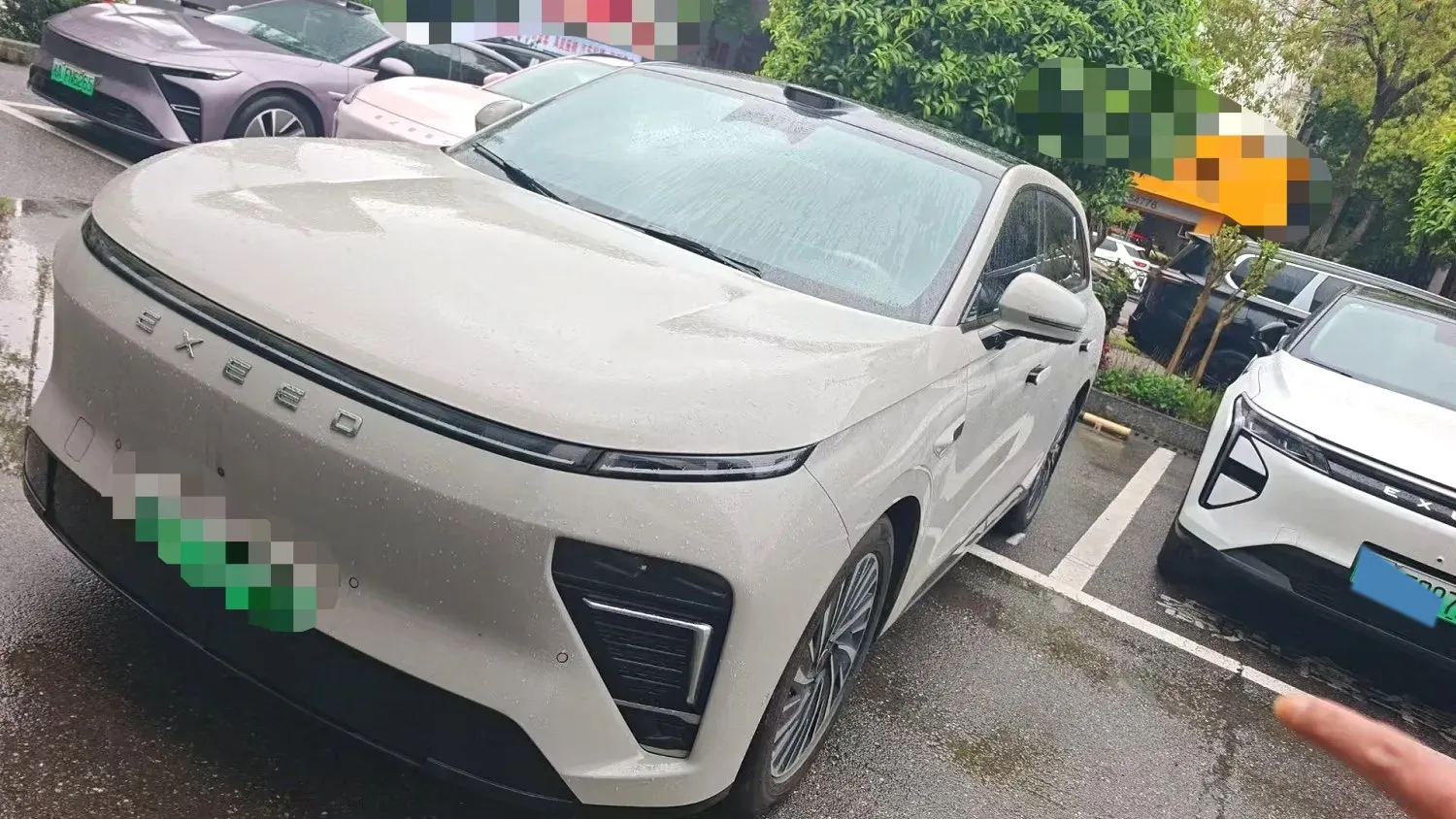 2025 Exceed Sterra ET REEV 156HP REEV,autocango,china used car exporter,china ev exporter,chinese used car exporter,chinese used ev exporter