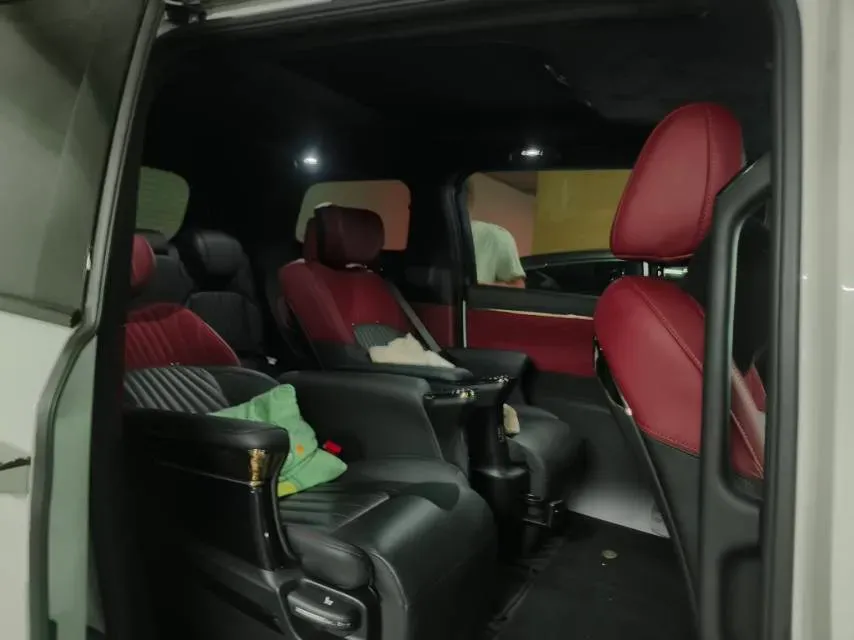 2024 GAC Trumpchi M8 2.0T 252HP L4 8AT,autocango,china used car exporter,china ev exporter,chinese used car exporter,chinese used ev exporter