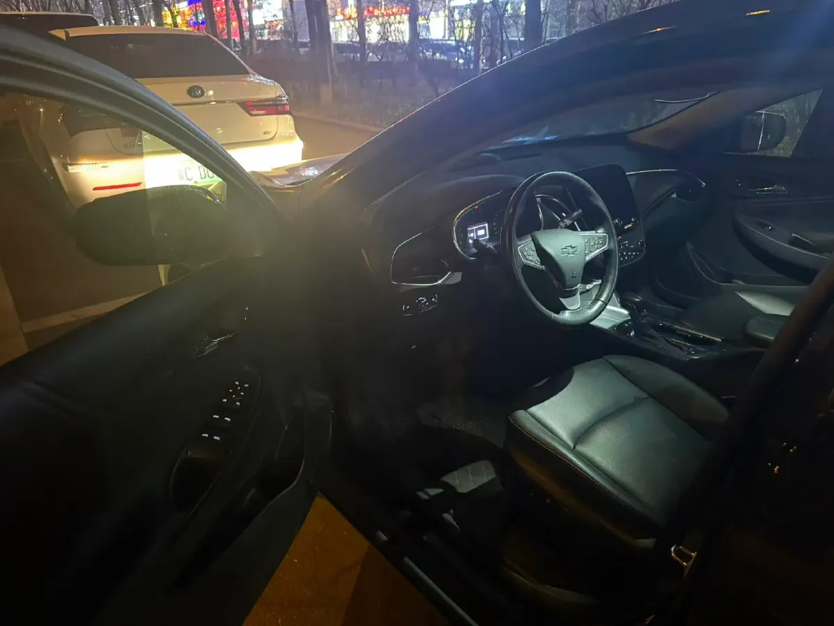 2022 Chevrolet Malibu XL 2.0T 237HP L4 9AT,autocango,china used car exporter,china ev exporter,chinese used car exporter,chinese used ev exporter