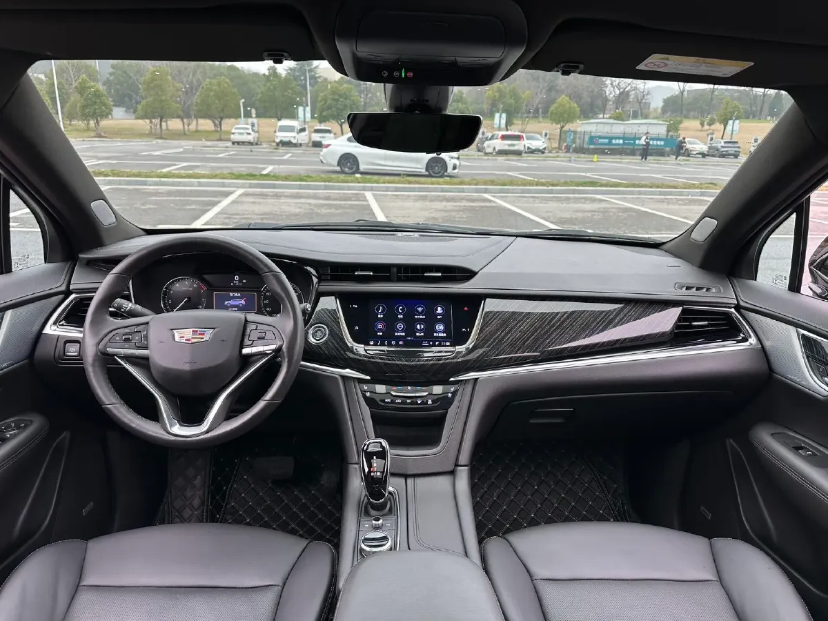 2022 Cadillac XT6 2.0T 237HP L4 9AT,autocango,china used car exporter,china ev exporter,chinese used car exporter,chinese used ev exporter