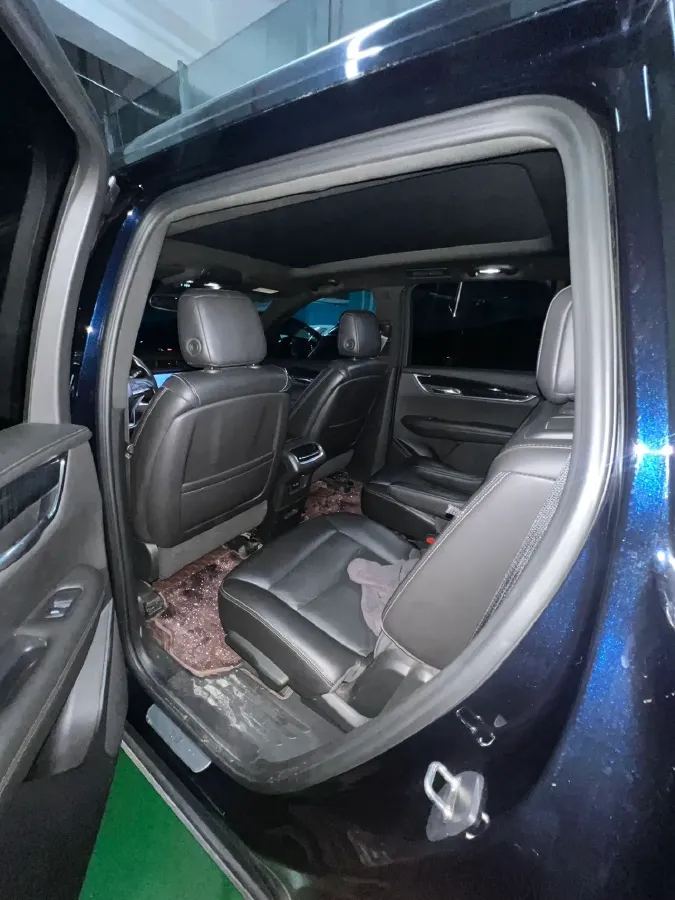 2021 Cadillac XT6 2.0T 237HP L4 9AT,autocango,china used car exporter,china ev exporter,chinese used car exporter,chinese used ev exporter