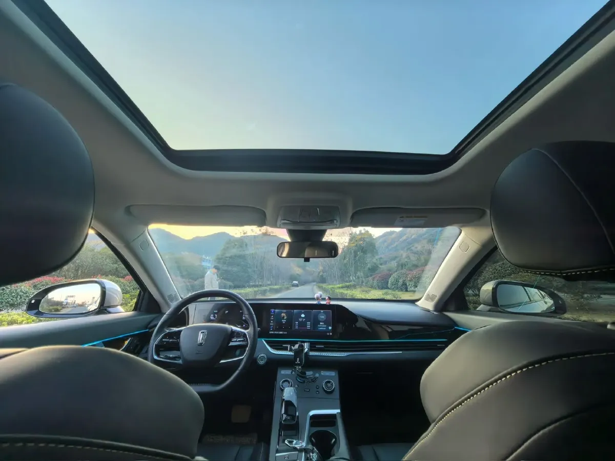 2022 ChangAn CS55 Plus 1.5T 188HP L4 7DCT,autocango,china used car exporter,china ev exporter,chinese used car exporter,chinese used ev exporter