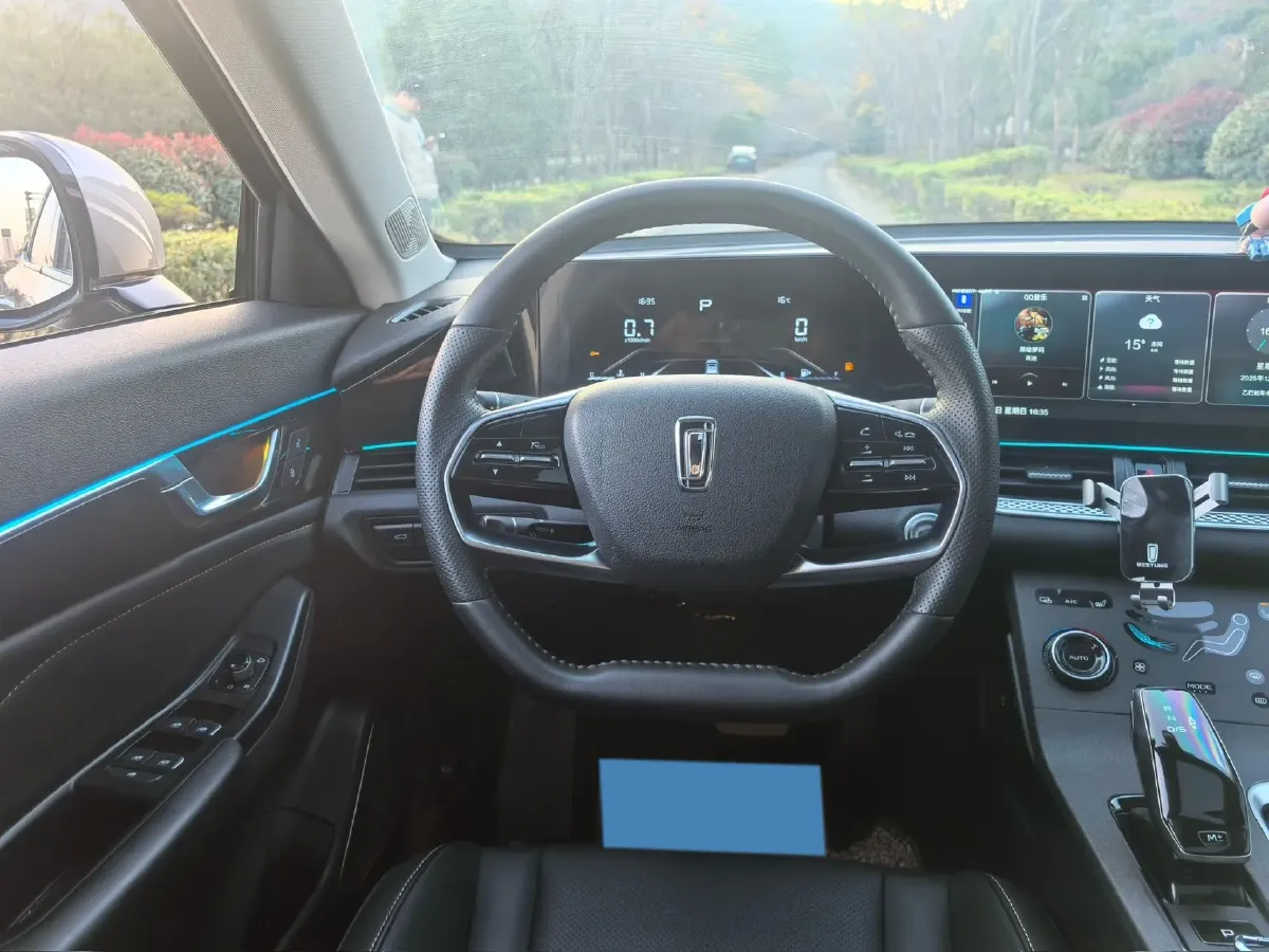 2022 ChangAn CS55 Plus 1.5T 188HP L4 7DCT,autocango,china used car exporter,china ev exporter,chinese used car exporter,chinese used ev exporter