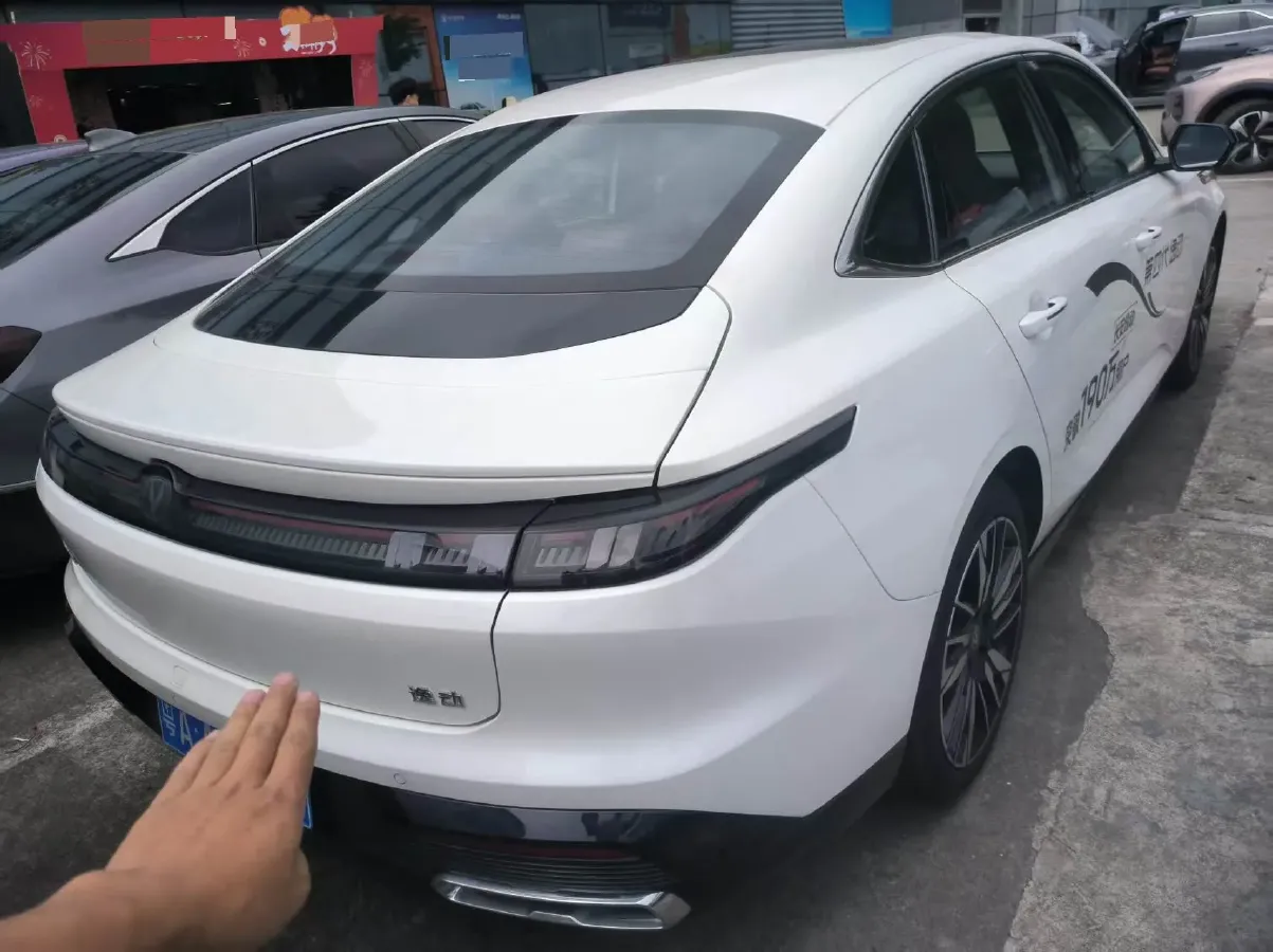 2026 ChangAn Eado 1.5T 192HP L4 7DCT,autocango,china used car exporter,china ev exporter,chinese used car exporter,chinese used ev exporter