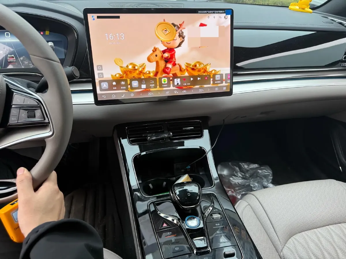 2025 BYD Han 1.5T 156HP L4 E-CVT PHEV,autocango,china used car exporter,china ev exporter,chinese used car exporter,chinese used ev exporter