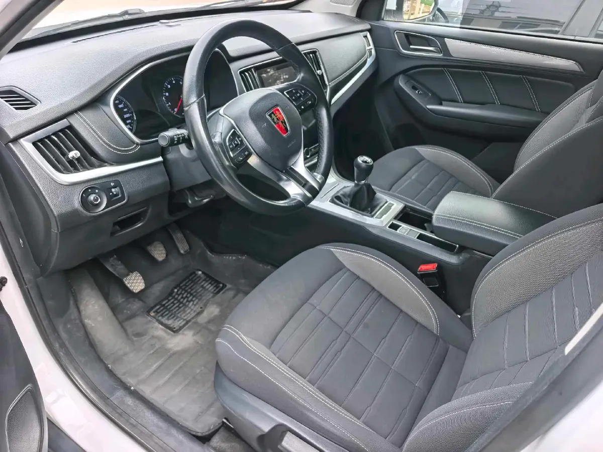 2020 Roewe RX5 1.5T 169HP L4 6MT,autocango,china used car exporter,china ev exporter,chinese used car exporter,chinese used ev exporter