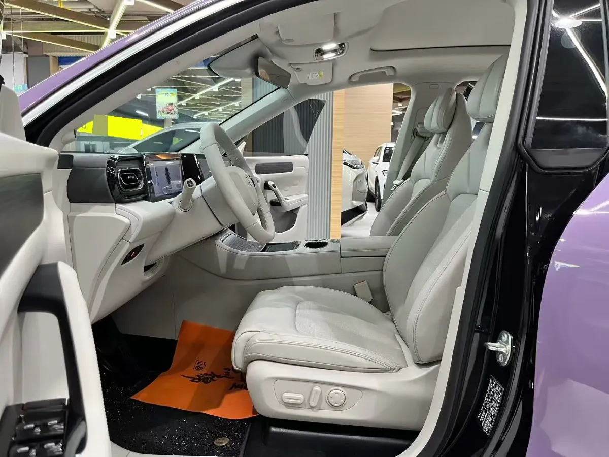 2023 Leapmotor C11 BEV 69.2KWH,autocango,china used car exporter,china ev exporter,chinese used car exporter,chinese used ev exporter