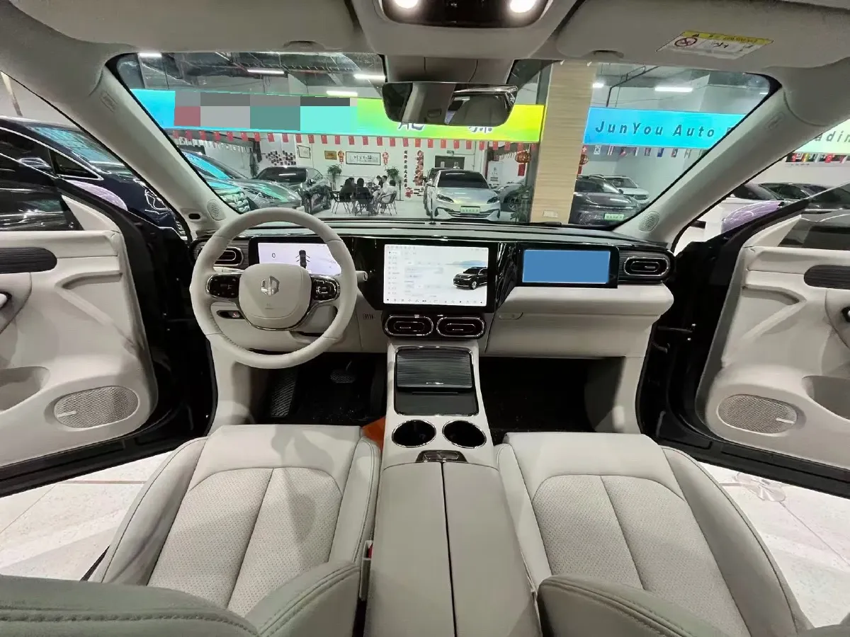 2023 Leapmotor C11 BEV 69.2KWH,autocango,china used car exporter,china ev exporter,chinese used car exporter,chinese used ev exporter