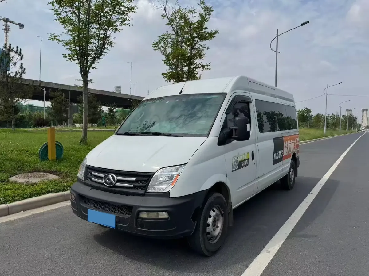 2018 MAXUS XinTu V80 2.5T 136HP L4 6AMT,autocango,china used car exporter,china ev exporter,chinese used car exporter,chinese used ev exporter