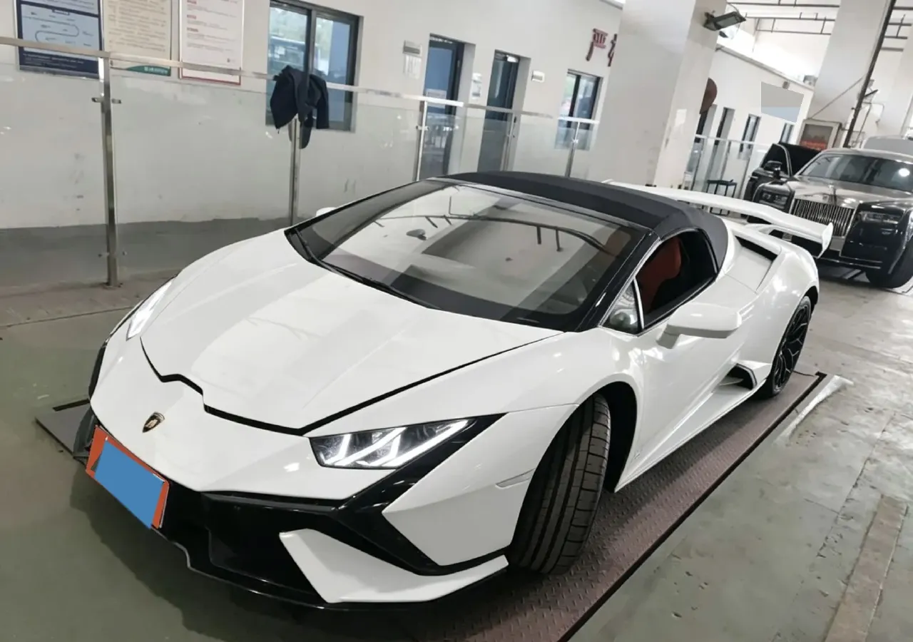 2020 Lamborghini Huracán 5.2L 611HP V10 7DCT,autocango,china used car exporter,china ev exporter,chinese used car exporter,chinese used ev exporter