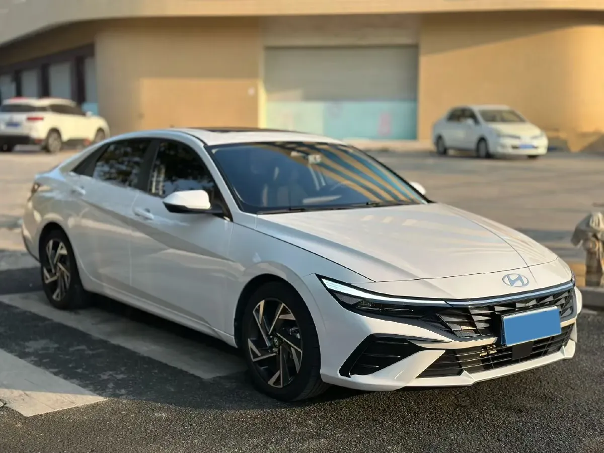 2023 Hyundai Elantra 1.5L 115HP L4 CVT,autocango,china used car exporter,china ev exporter,chinese used car exporter,chinese used ev exporter