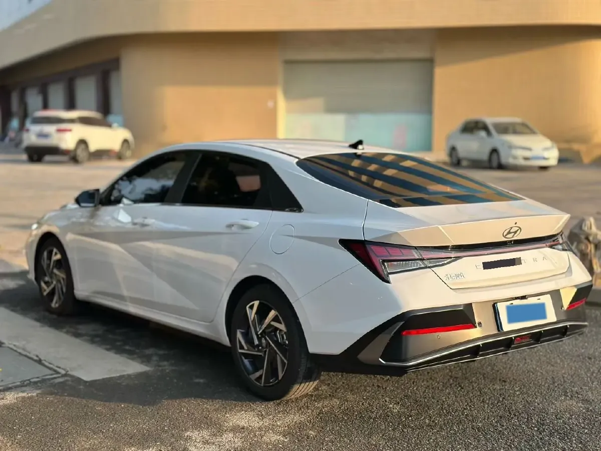 2023 Hyundai Elantra 1.5L 115HP L4 CVT,autocango,china used car exporter,china ev exporter,chinese used car exporter,chinese used ev exporter