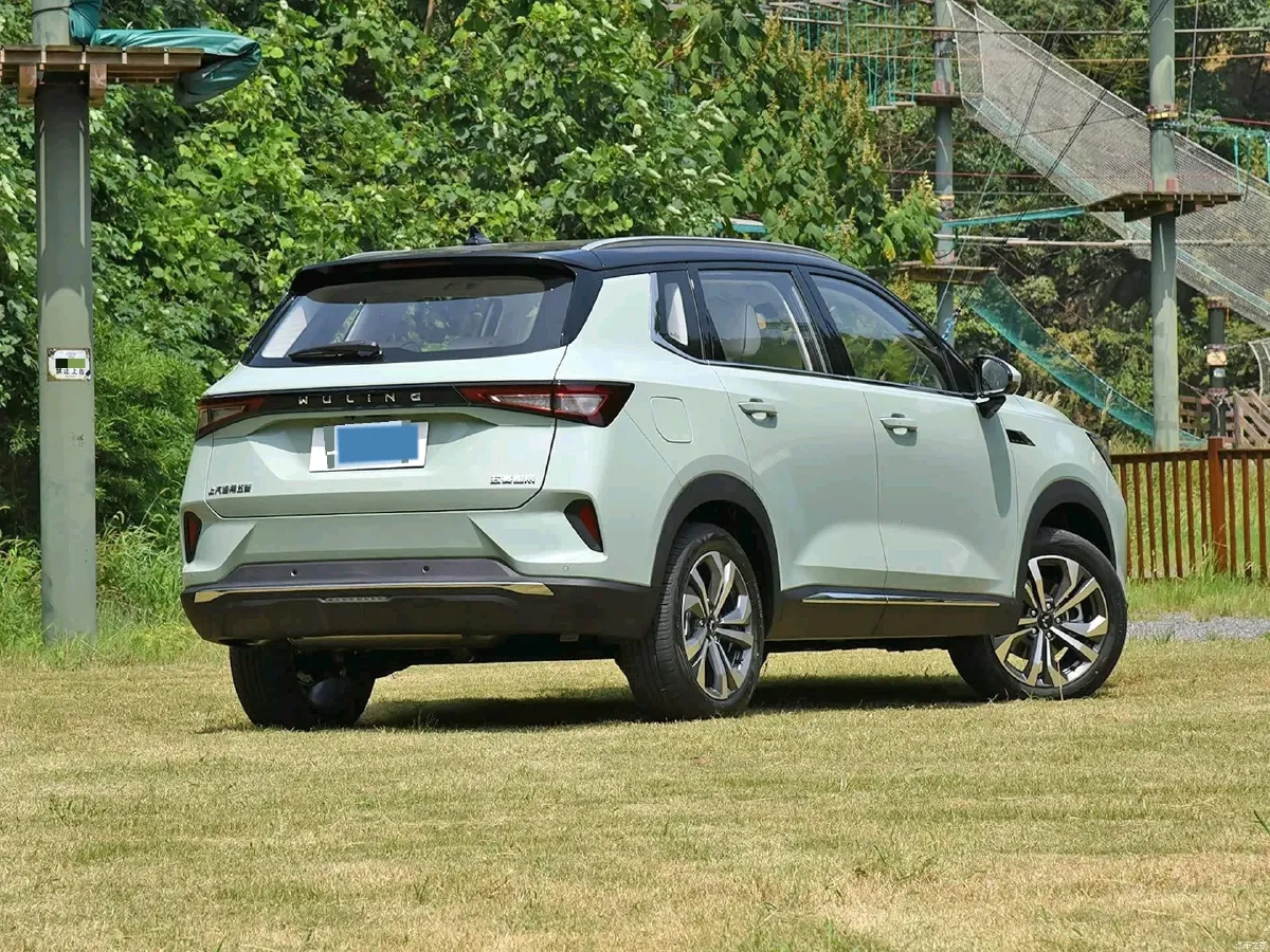 2021 WuLing XingChen 1.5T 147HP L4 CVT,autocango,china used car exporter,china ev exporter,chinese used car exporter,chinese used ev exporter