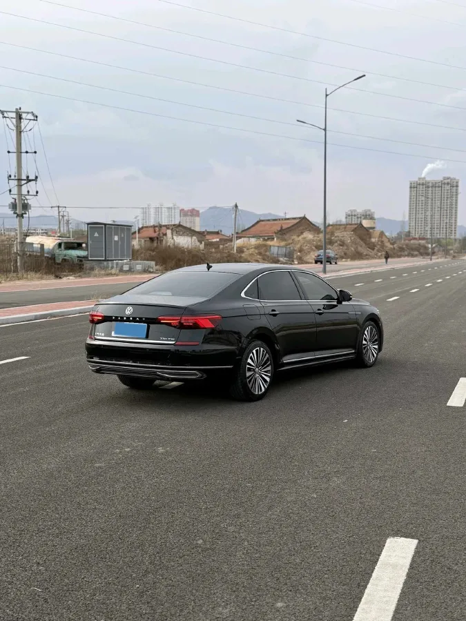 2019 Volvo V40 1.5T 152HP L4 6AT,autocango,china used car exporter,china ev exporter,chinese used car exporter,chinese used ev exporter