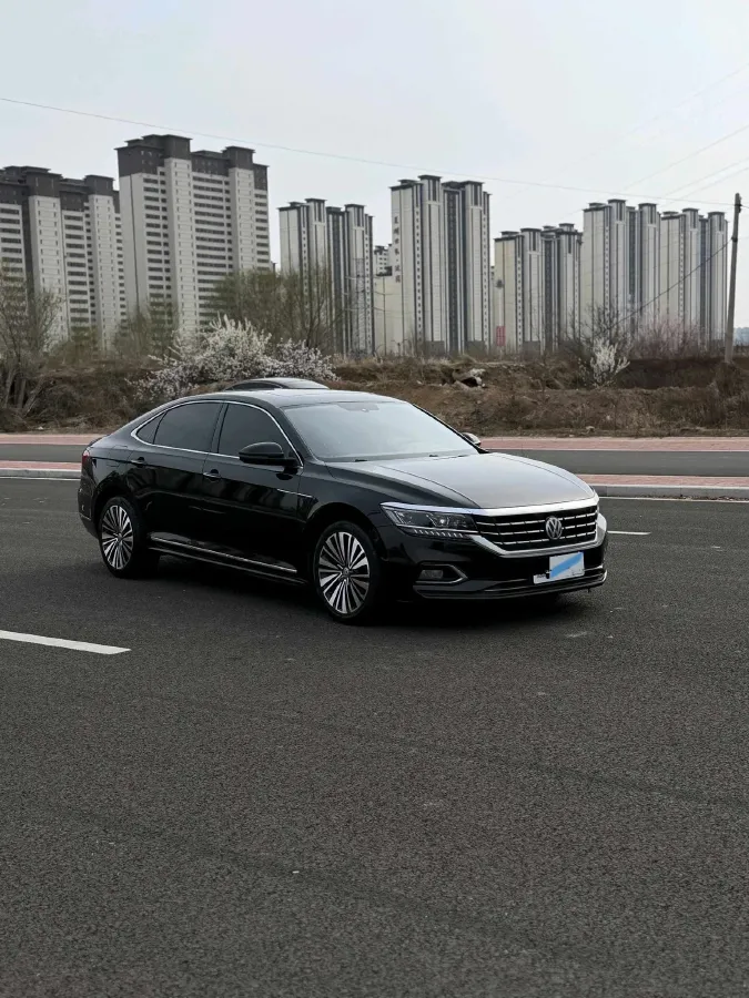2019 Volvo V40 1.5T 152HP L4 6AT,autocango,china used car exporter,china ev exporter,chinese used car exporter,chinese used ev exporter