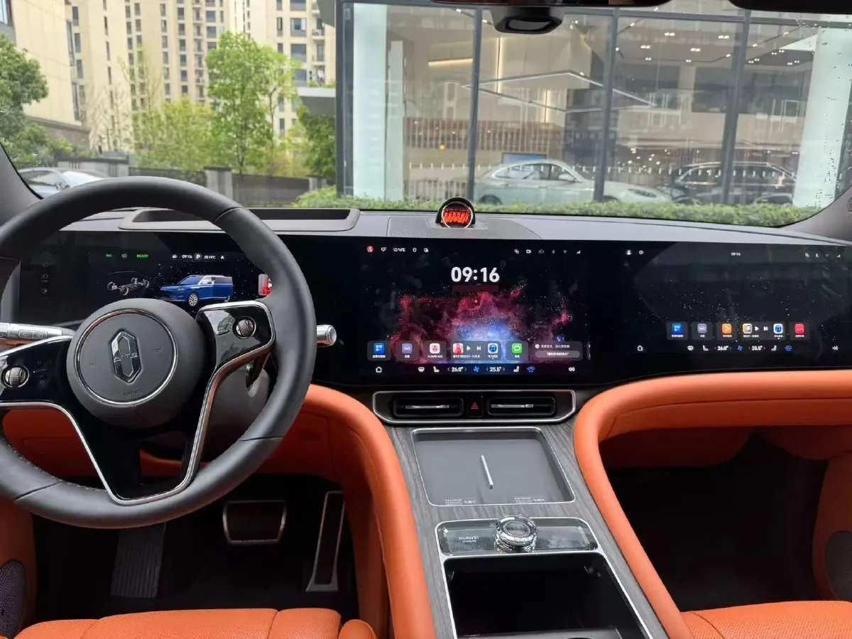 2025 AITO AITO M9 REEV 160HP REEV 52KWH,autocango,china used car exporter,china ev exporter,chinese used car exporter,chinese used ev exporter