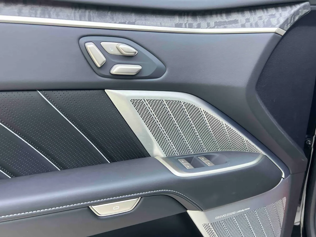 2025 ONVO L90 BEV,autocango,china used car exporter,china ev exporter,chinese used car exporter,chinese used ev exporter