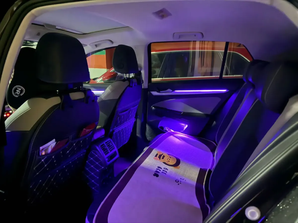 2023 Volkswagen Golf 1.4T 150HP L4 7DCT,autocango,china used car exporter,china ev exporter,chinese used car exporter,chinese used ev exporter