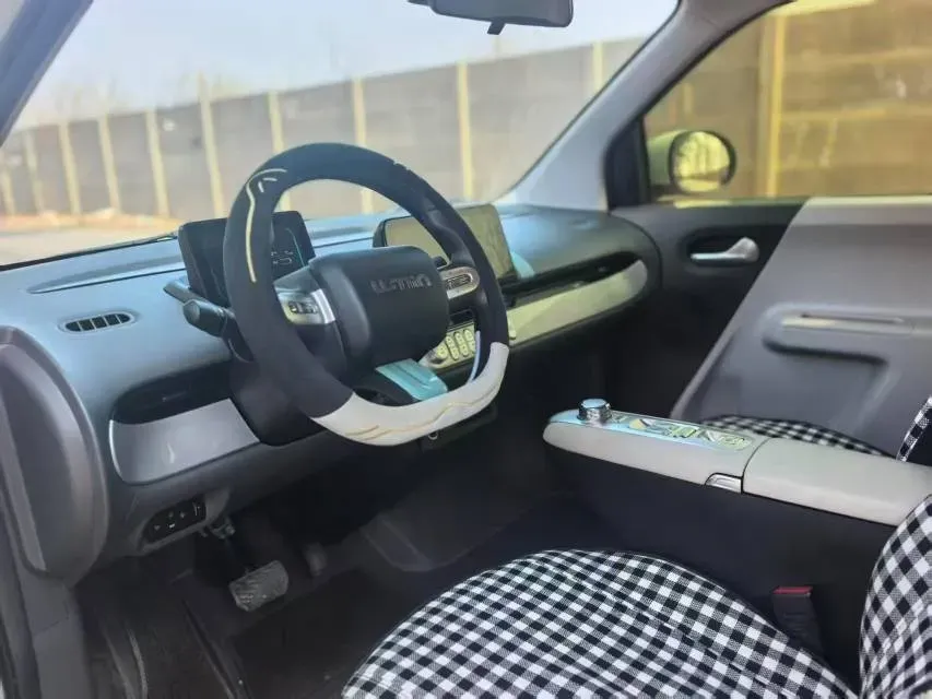 2025 LingBox BOX BEV 19.2KWH,autocango,china used car exporter,china ev exporter,chinese used car exporter,chinese used ev exporter