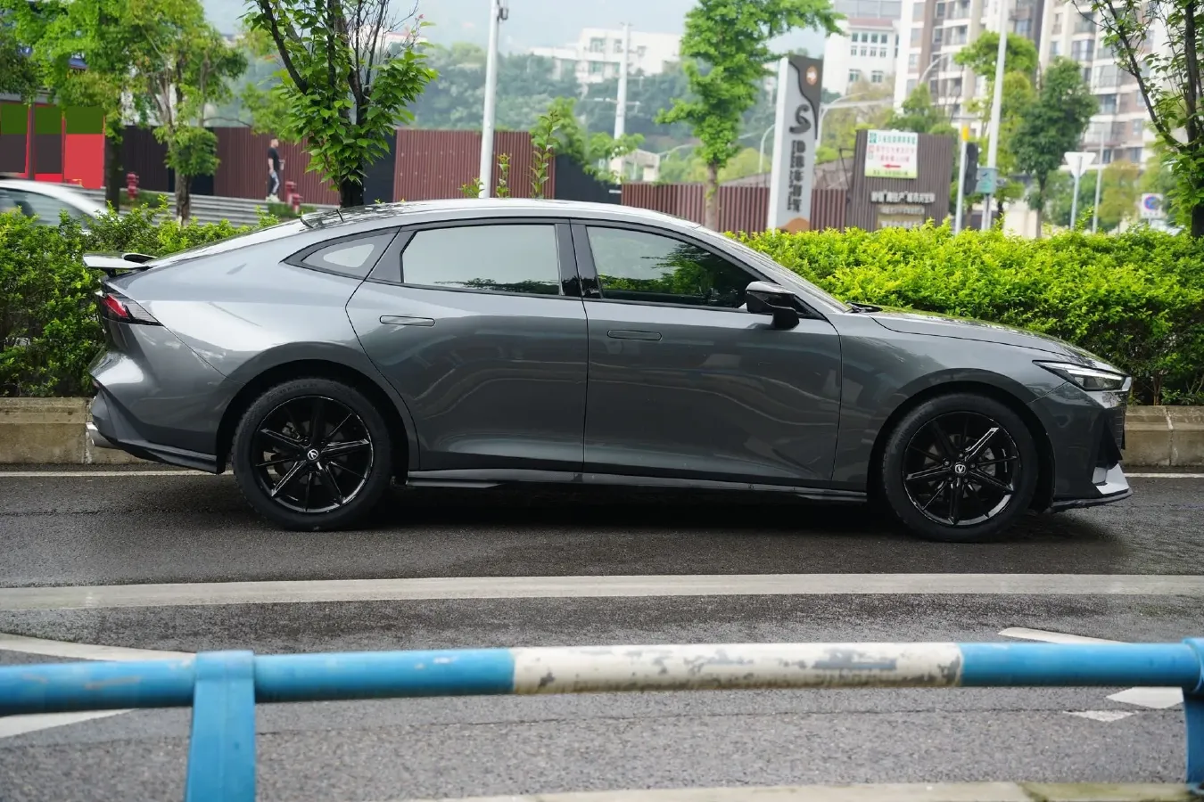 2023 ChangAn UNI-V 1.5T 188HP L4 7DCT,autocango,china used car exporter,china ev exporter,chinese used car exporter,chinese used ev exporter