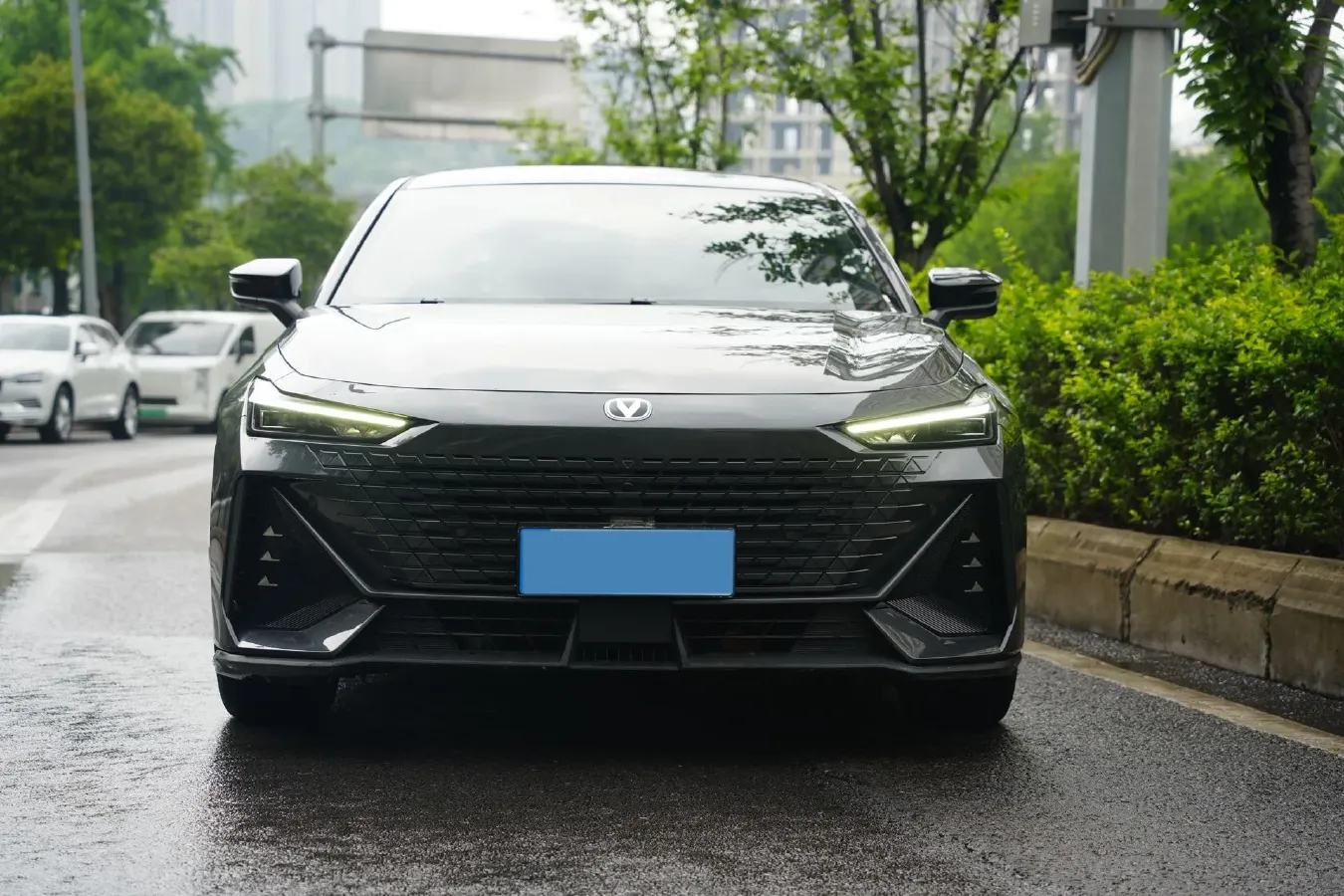 2023 ChangAn UNI-V 1.5T 188HP L4 7DCT,autocango,china used car exporter,china ev exporter,chinese used car exporter,chinese used ev exporter