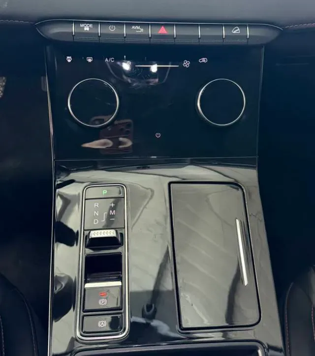 2022 Chevrolet Monza 1.5L 113HP L4 6AT,autocango,china used car exporter,china ev exporter,chinese used car exporter,chinese used ev exporter