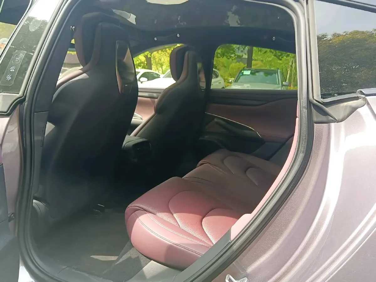 2024 MI SU7 BEV 101KWH,autocango,china used car exporter,china ev exporter,chinese used car exporter,chinese used ev exporter