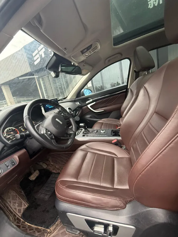 2017 WEY VV7 2.0T 234HP L4 7DCT,autocango,china used car exporter,china ev exporter,chinese used car exporter,chinese used ev exporter