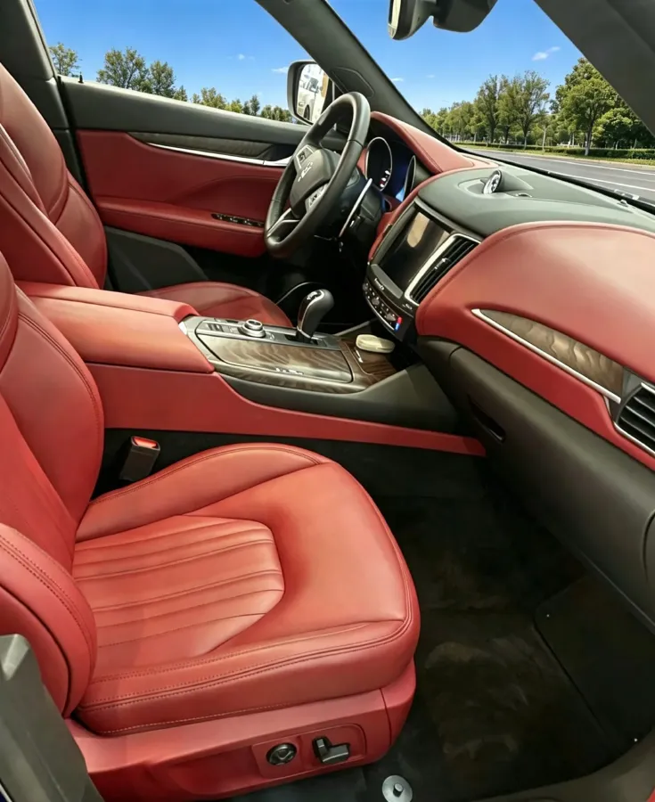 2018 Maserati Levante 3.0T 430HP V6 8AT,autocango,china used car exporter,china ev exporter,chinese used car exporter,chinese used ev exporter