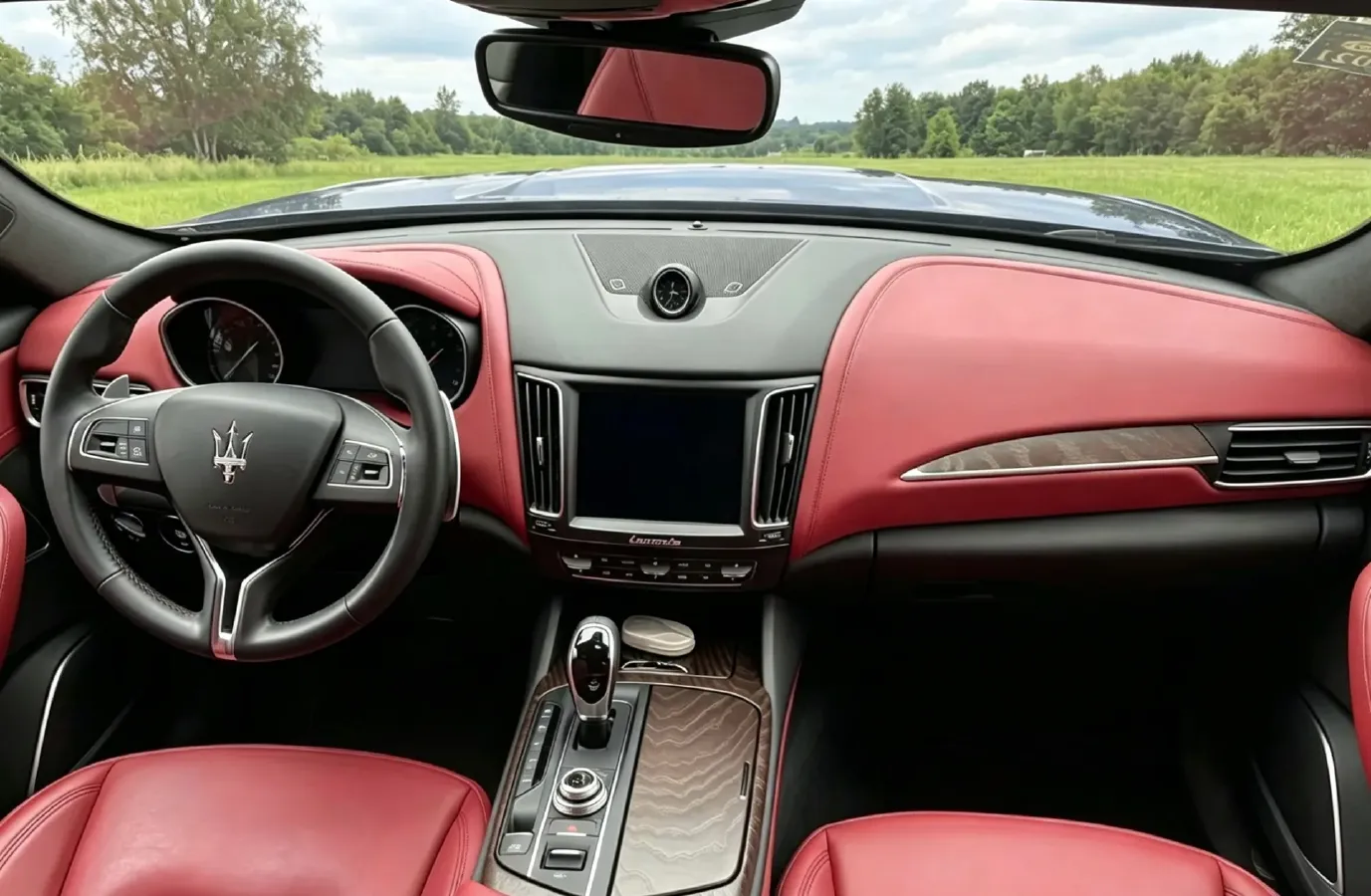 2018 Maserati Levante 3.0T 430HP V6 8AT,autocango,china used car exporter,china ev exporter,chinese used car exporter,chinese used ev exporter