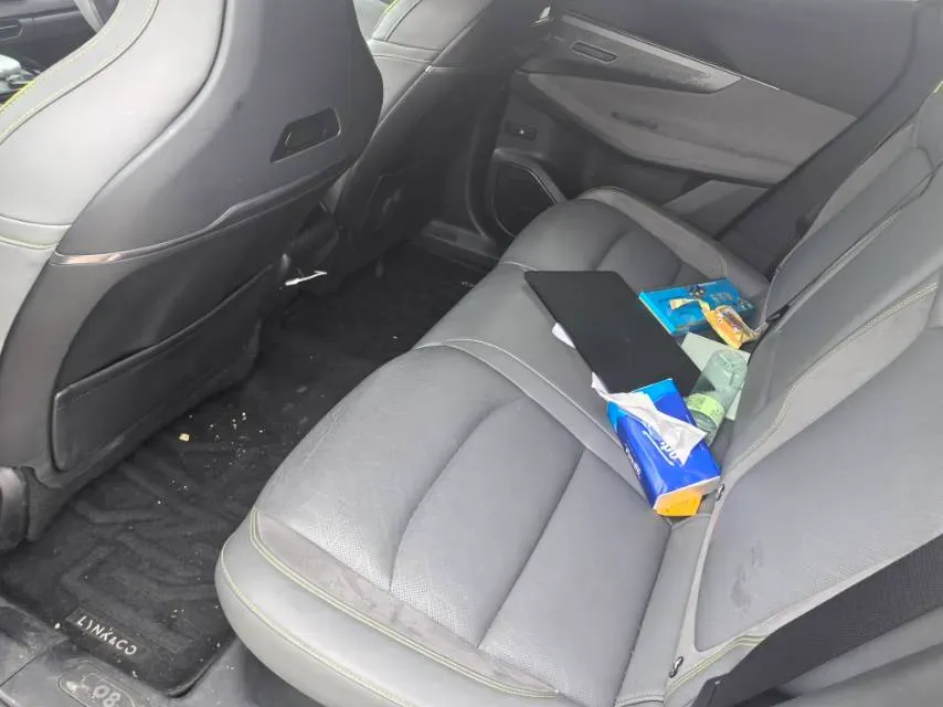 2023 LYNK&CO 08 EM-P 1.5T 163HP L4 3DHT PHEV 21.2KWH,autocango,china used car exporter,china ev exporter,chinese used car exporter,chinese used ev exporter