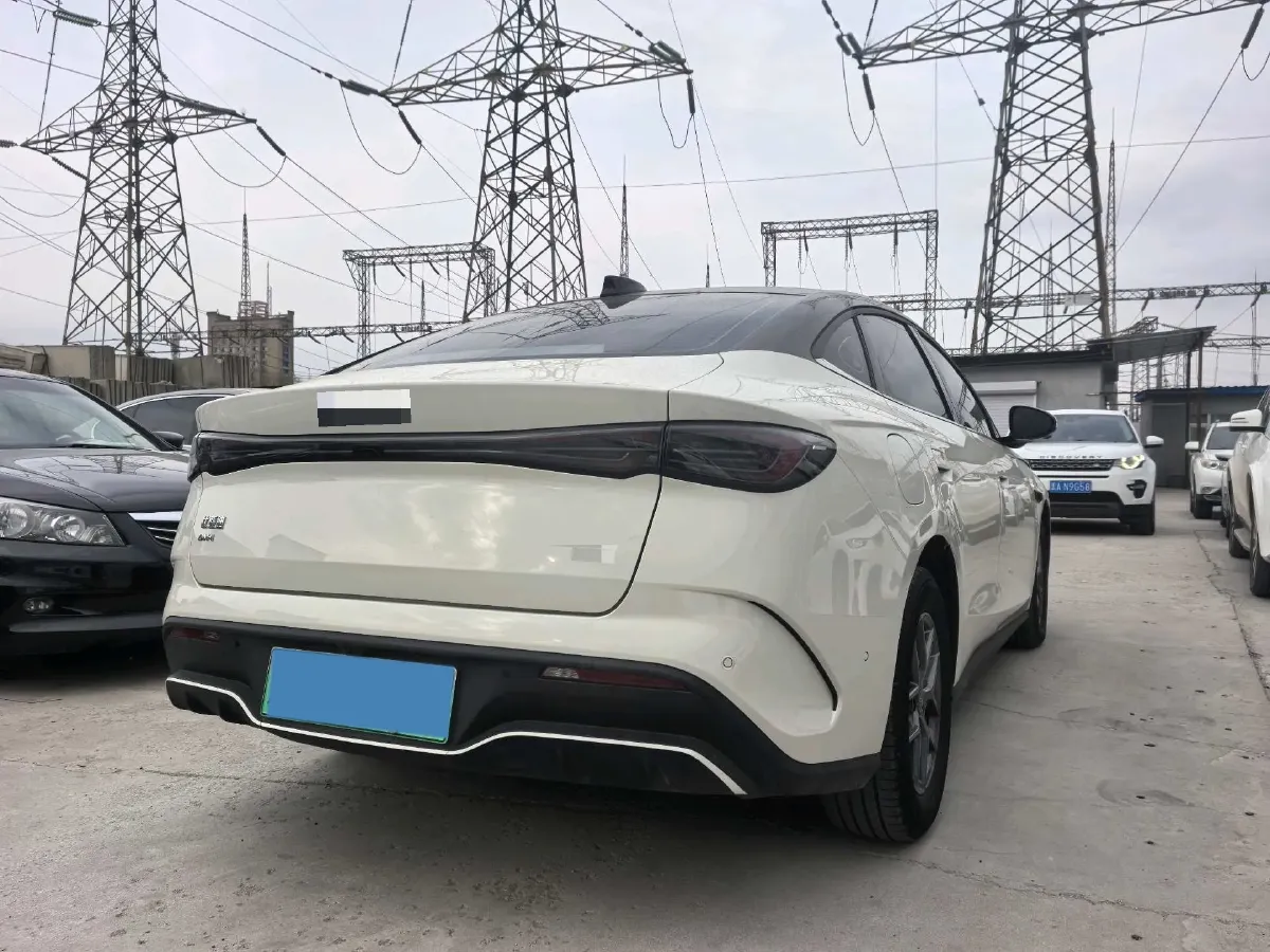 2025 BYD Seal06 1.5L 101HP L4 E-CVT PHEV 10.08KWH,autocango,china used car exporter,china ev exporter,chinese used car exporter,chinese used ev exporter