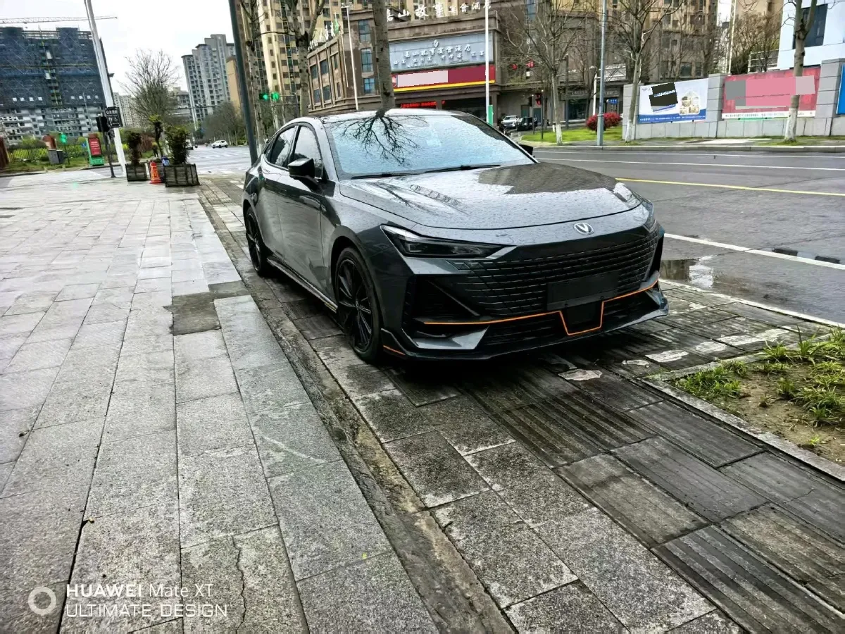 2023 ChangAn UNI-V 1.5T 188HP L4 7DCT,autocango,china used car exporter,china ev exporter,chinese used car exporter,chinese used ev exporter