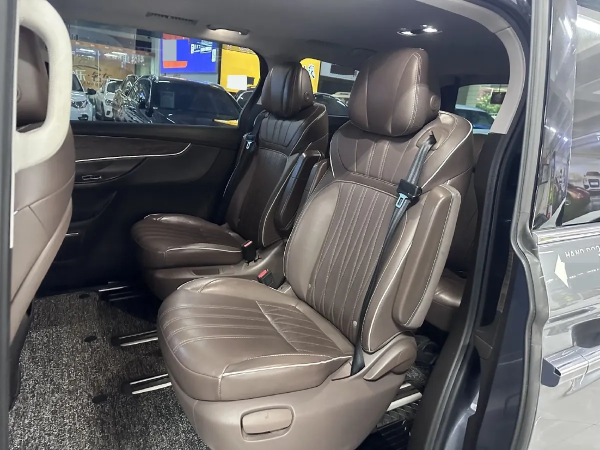 2022 Roewe iMAX8 BEV 90KWH,autocango,china used car exporter,china ev exporter,chinese used car exporter,chinese used ev exporter