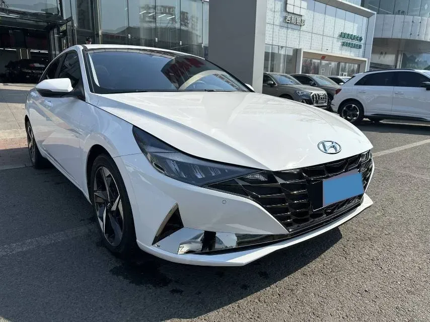 2022 Hyundai Elantra 1.5L 115HP L4 CVT,autocango,china used car exporter,china ev exporter,chinese used car exporter,chinese used ev exporter