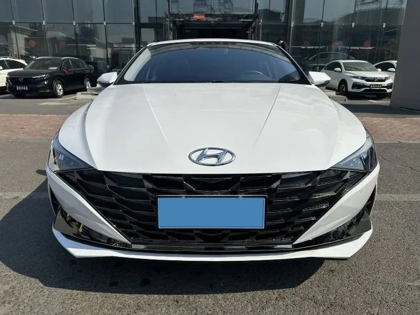 2022 Hyundai Elantra 1.5L 115HP L4 CVT,autocango,china used car exporter,china ev exporter,chinese used car exporter,chinese used ev exporter