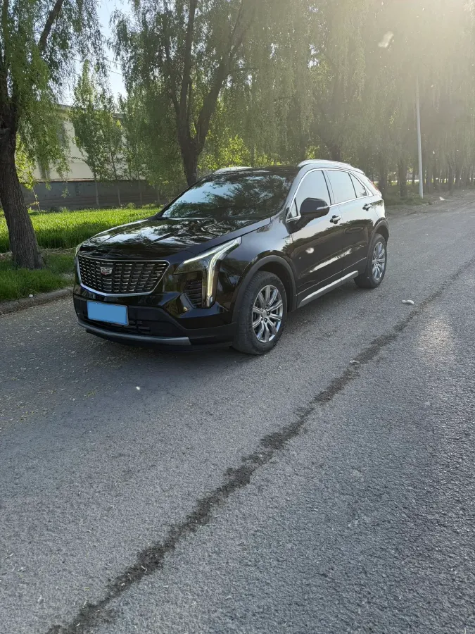 2020 Cadillac XT4 2.0T 241HP L4 9AT,autocango,china used car exporter,china ev exporter,chinese used car exporter,chinese used ev exporter