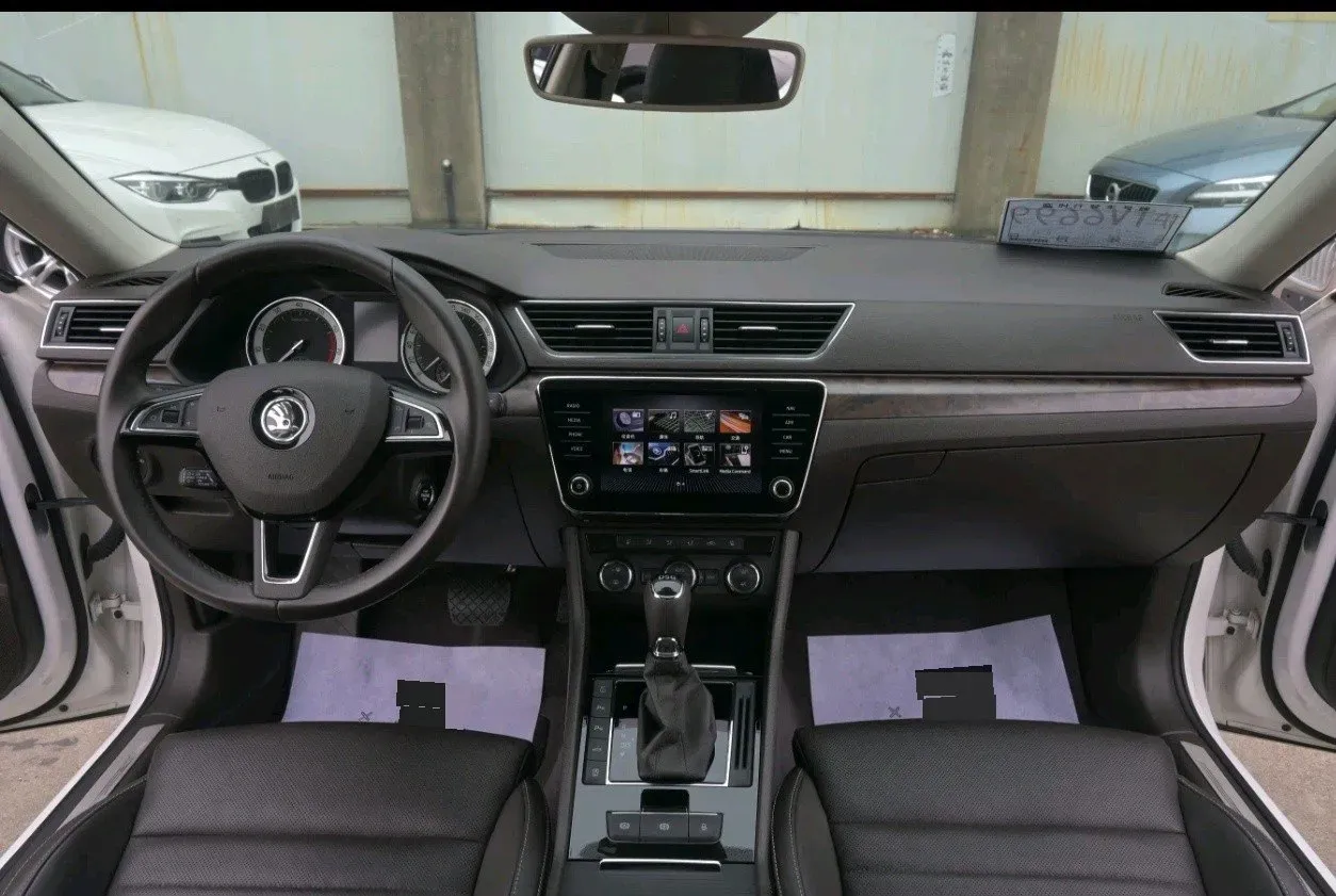 2018 Skoda Kodiak 1.8T 180HP L4 7DCT,autocango,china used car exporter,china ev exporter,chinese used car exporter,chinese used ev exporter